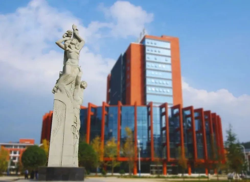 缩略图.jpg 缩略图.jpg